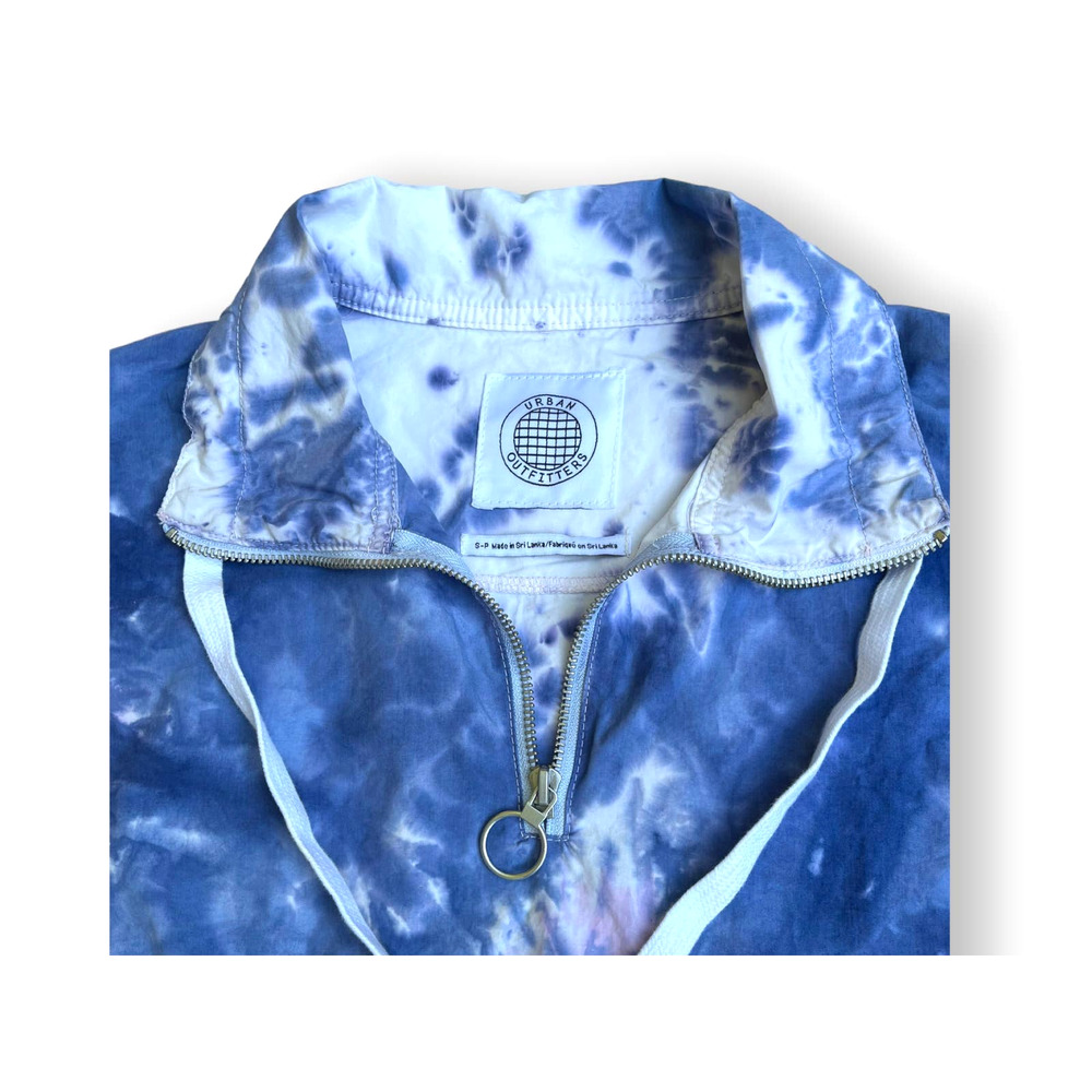 UO Cristal Anorak Tie Dye Cinched Drawstring Pullover Windbreaker - Picture 4 of 13